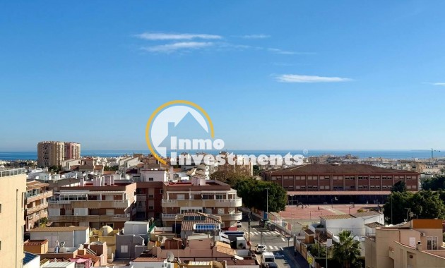 Reventa - Ático - Torrevieja