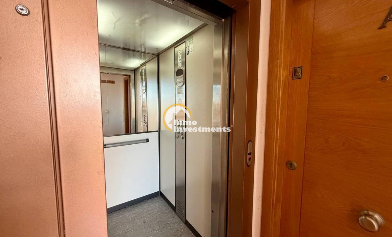 Reventa - Ático - Torrevieja