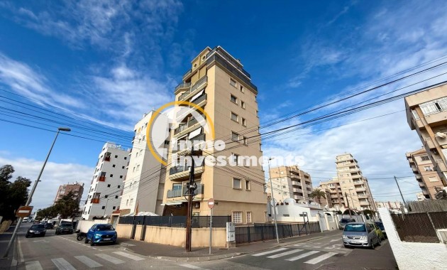 Reventa - Ático - Torrevieja