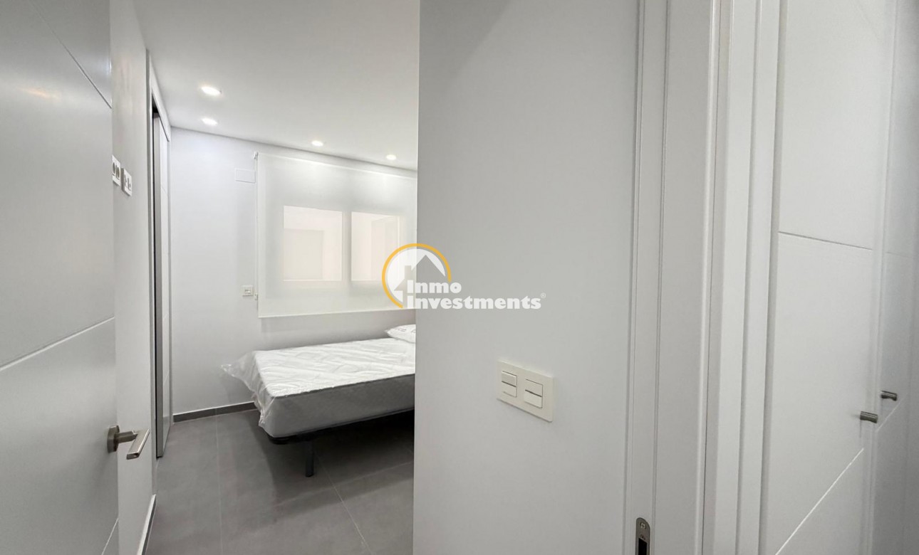 Reventa - Apartamento - Torrevieja - Estacion de autobuses
