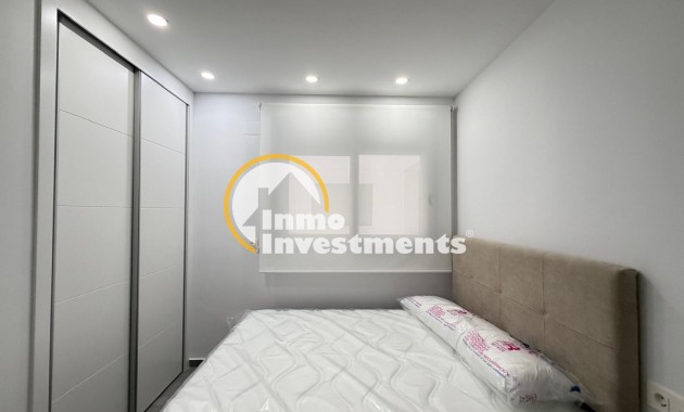 Reventa - Apartamento - Torrevieja - Estacion de autobuses