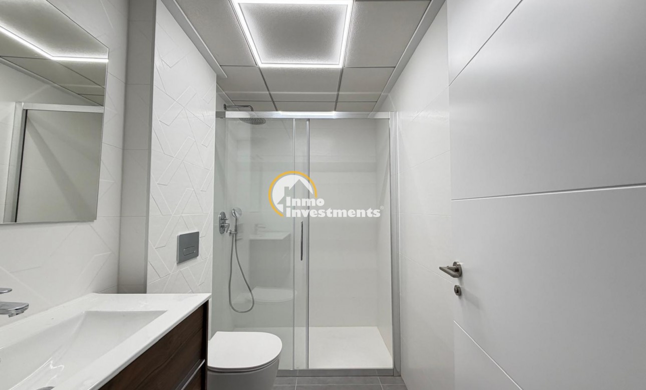 Reventa - Apartamento - Torrevieja - Estacion de autobuses