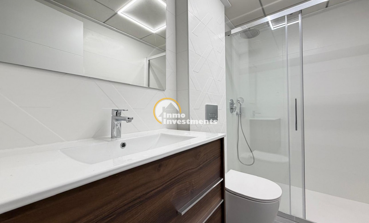 Reventa - Apartamento - Torrevieja - Estacion de autobuses