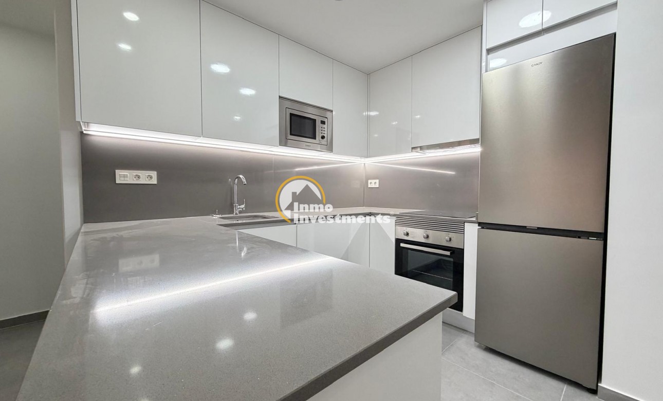 Reventa - Apartamento - Torrevieja - Estacion de autobuses