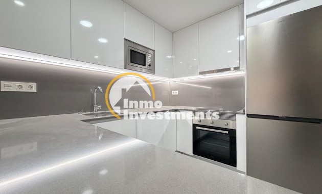 Reventa - Apartamento - Torrevieja - Estacion de autobuses