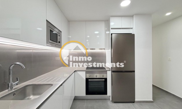 Reventa - Apartamento - Torrevieja - Estacion de autobuses