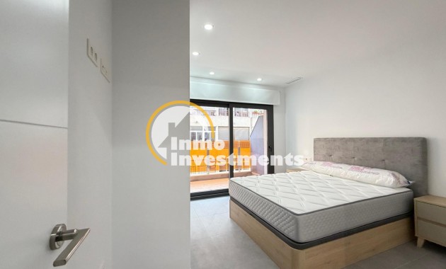 Reventa - Apartamento - Torrevieja - Estacion de autobuses