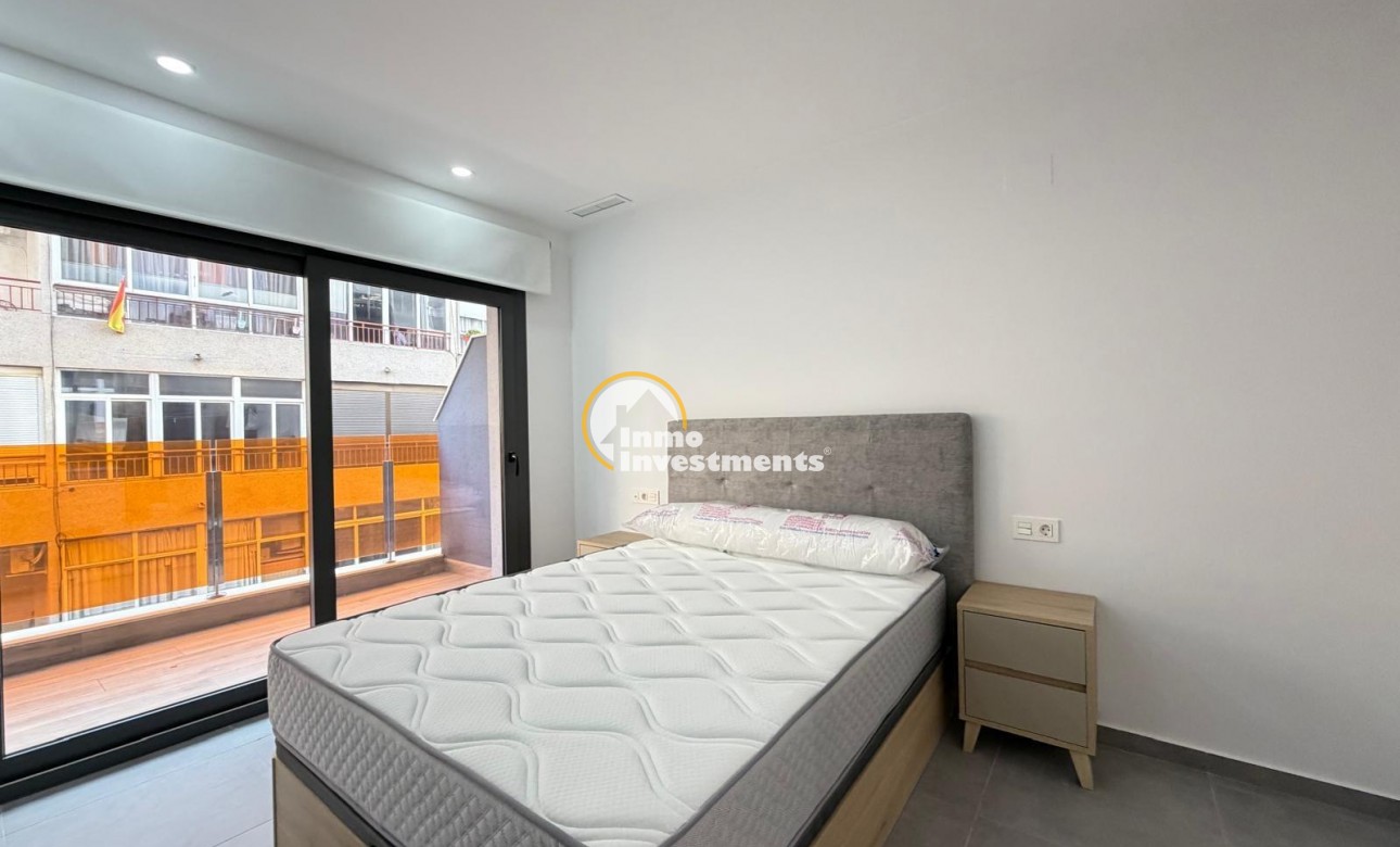 Reventa - Apartamento - Torrevieja - Estacion de autobuses