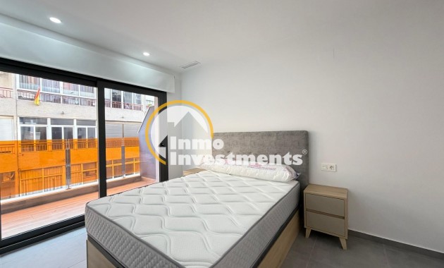 Reventa - Apartamento - Torrevieja - Estacion de autobuses