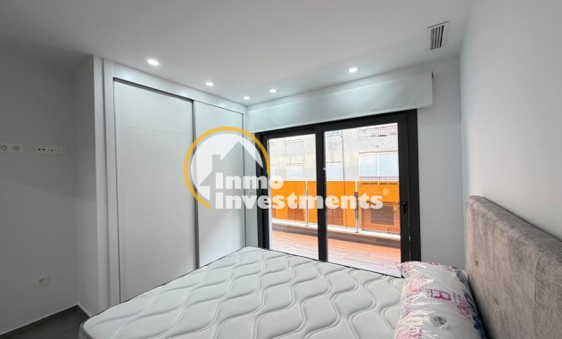 Reventa - Apartamento - Torrevieja - Estacion de autobuses