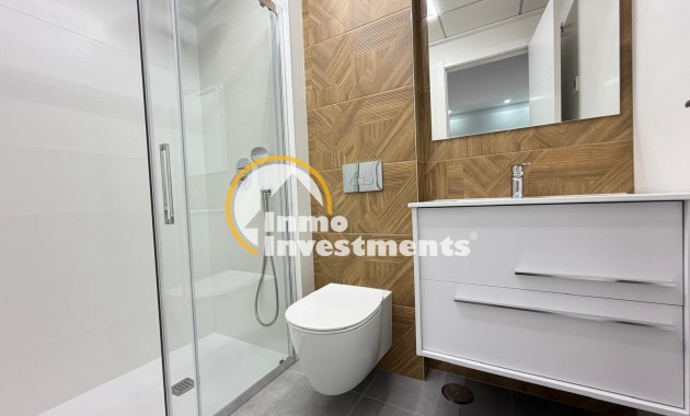 Reventa - Apartamento - Torrevieja - Estacion de autobuses