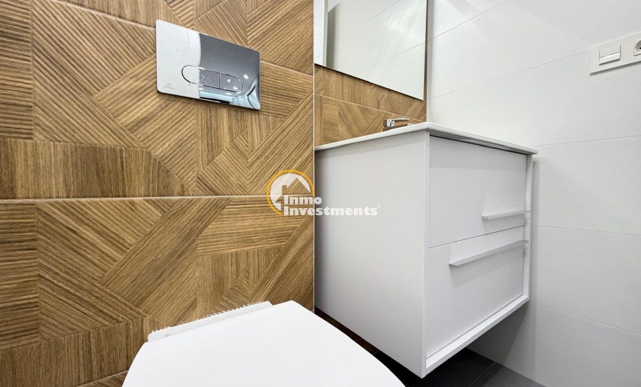 Reventa - Apartamento - Torrevieja - Estacion de autobuses