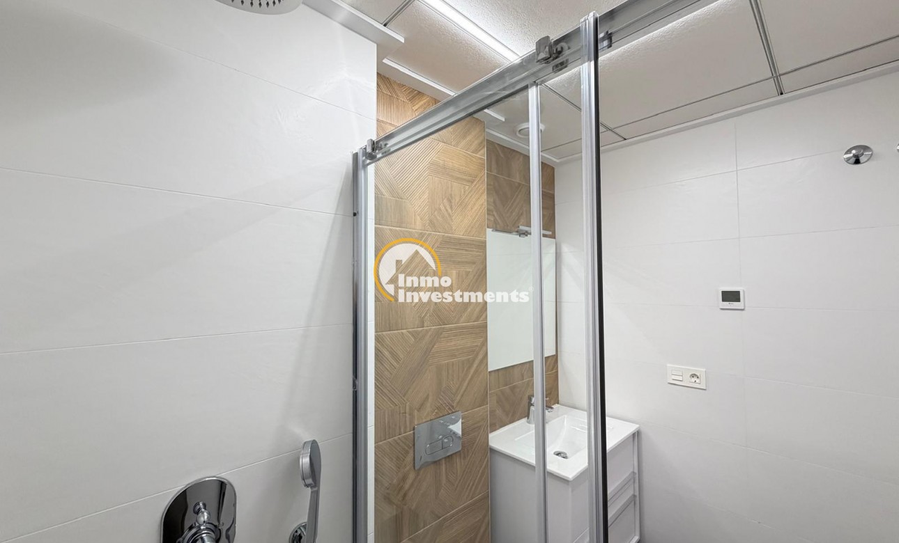 Reventa - Apartamento - Torrevieja - Estacion de autobuses