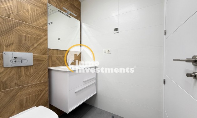 Reventa - Apartamento - Torrevieja - Estacion de autobuses