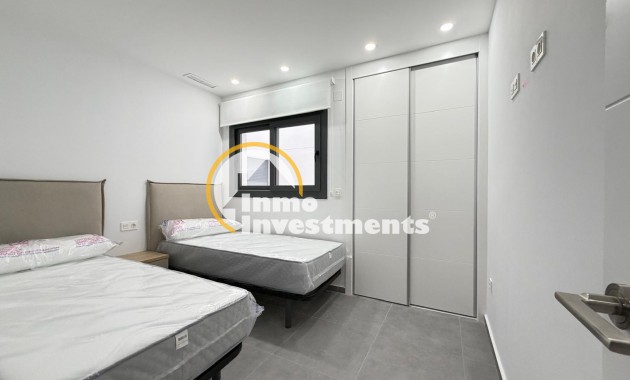 Reventa - Apartamento - Torrevieja - Estacion de autobuses