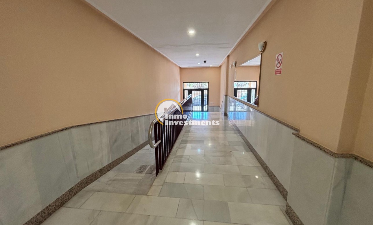 Reventa - Apartamento - Torrevieja - Playa del Cura