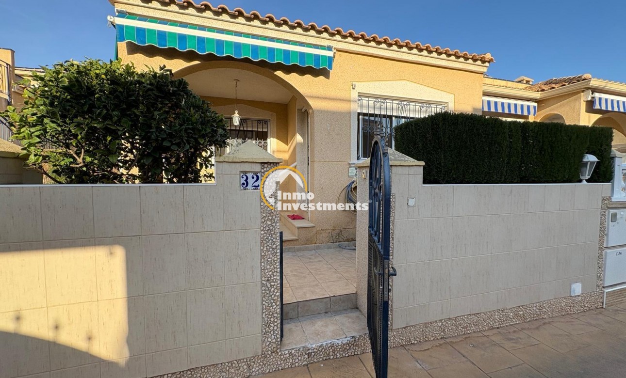 Resale - Villa - Orihuela - Urbanización Perla del Mar