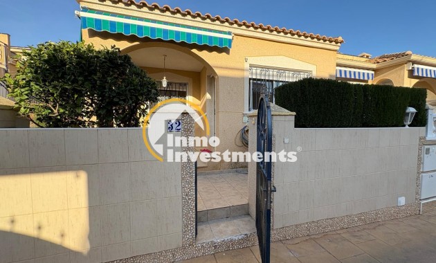 Resale - Villa - Orihuela - Urbanización Perla del Mar