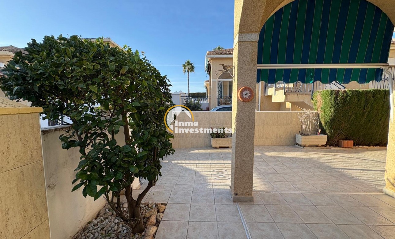 Resale - Villa - Orihuela - Urbanización Perla del Mar