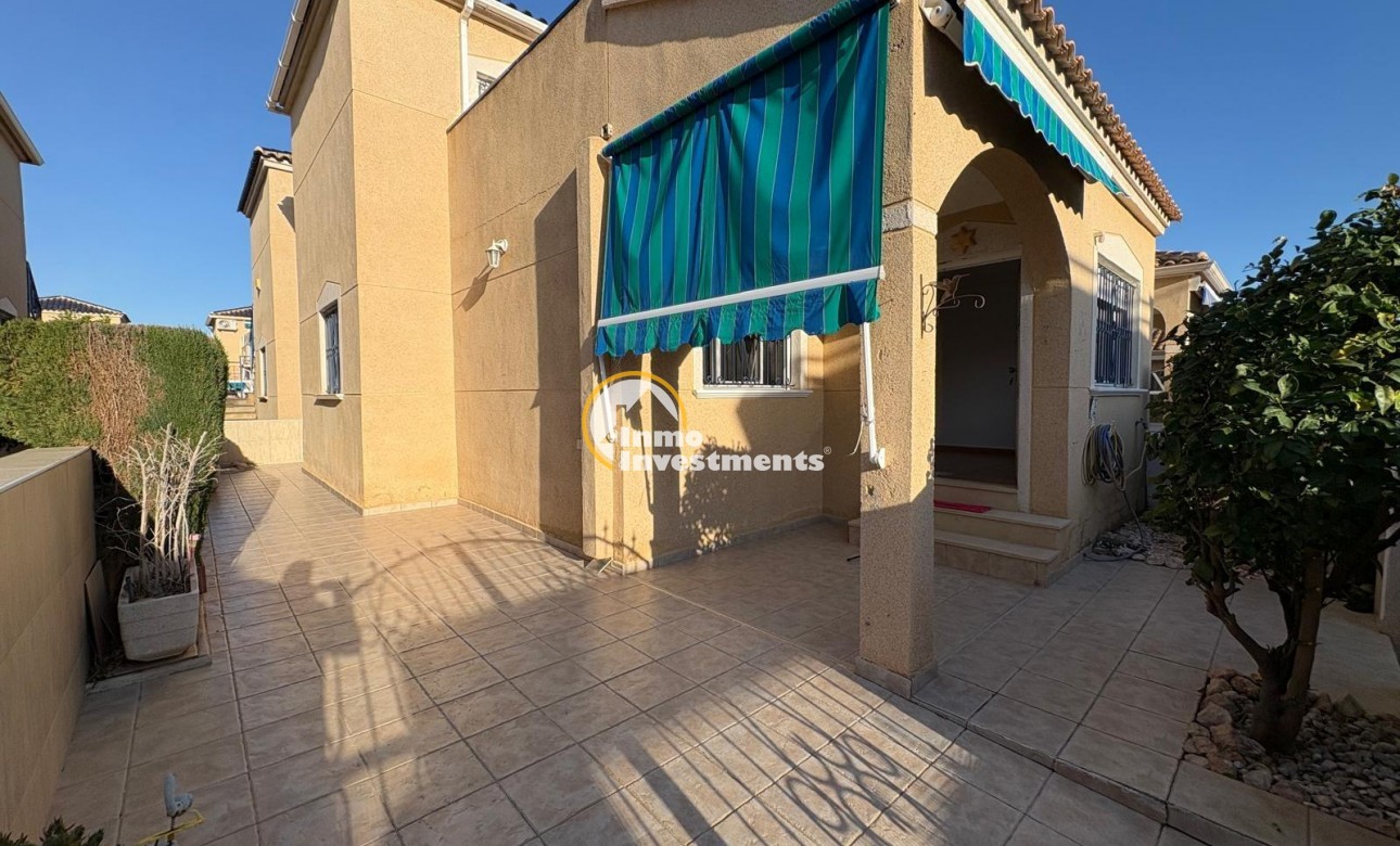 Resale - Villa - Orihuela - Urbanización Perla del Mar