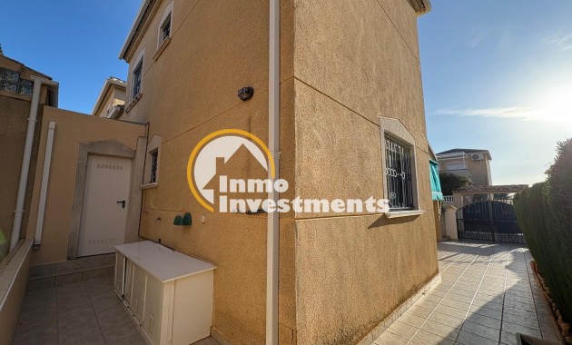 Resale - Villa - Orihuela - Urbanización Perla del Mar