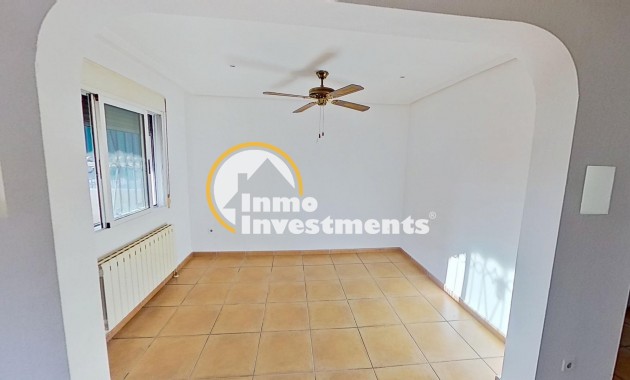 Resale - Villa - Orihuela - Urbanización Perla del Mar