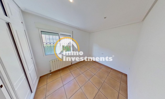 Resale - Villa - Orihuela - Urbanización Perla del Mar