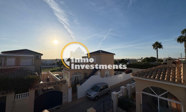 Resale - Villa - Orihuela - Urbanización Perla del Mar