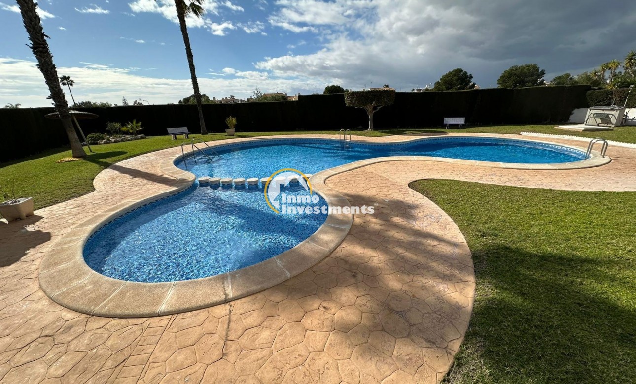 Resale - Villa - Orihuela - Urbanización Perla del Mar