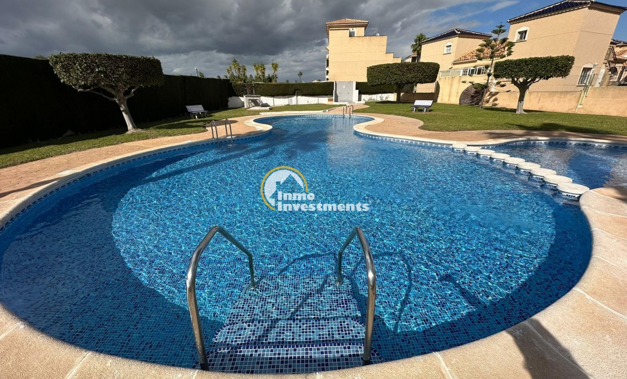 Resale - Villa - Orihuela - Urbanización Perla del Mar