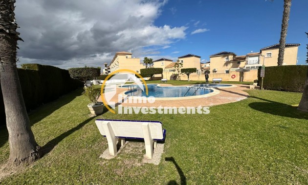 Resale - Villa - Orihuela - Urbanización Perla del Mar