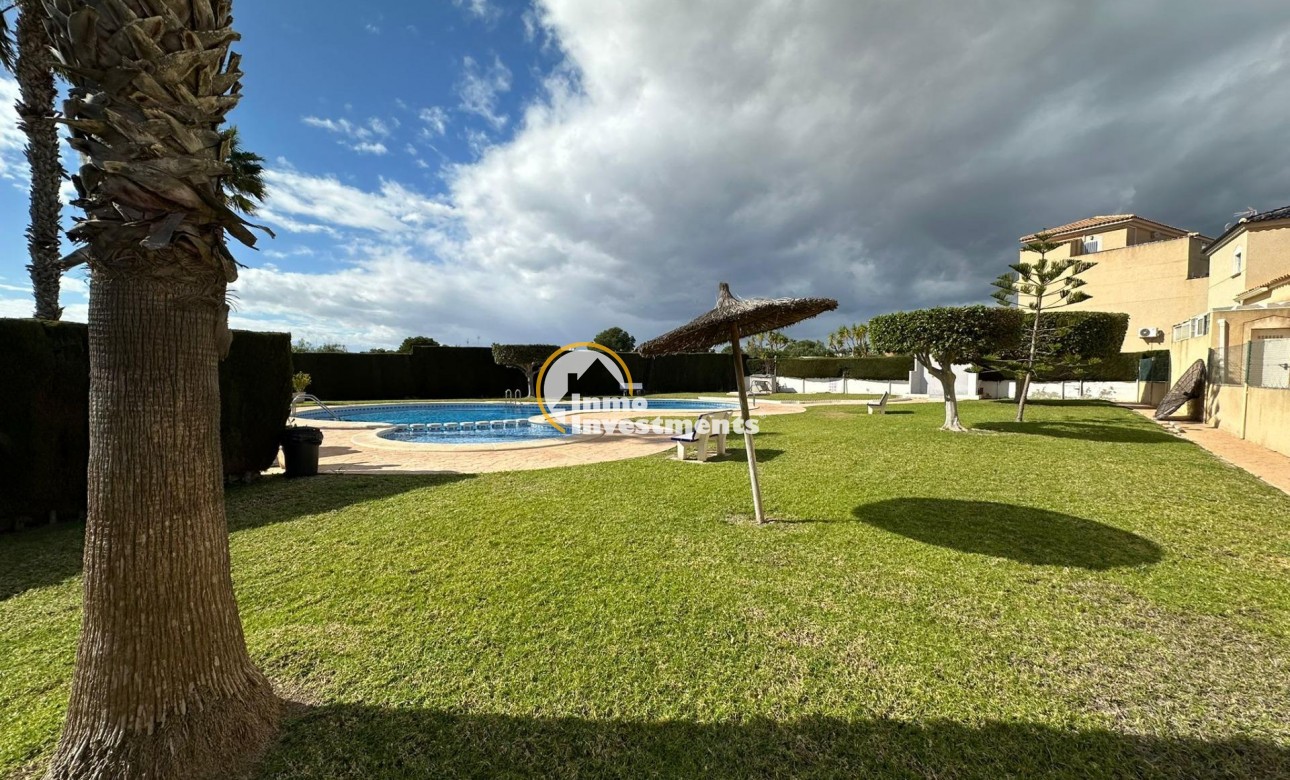 Resale - Villa - Orihuela - Urbanización Perla del Mar