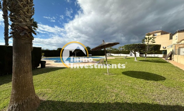 Resale - Villa - Orihuela - Urbanización Perla del Mar