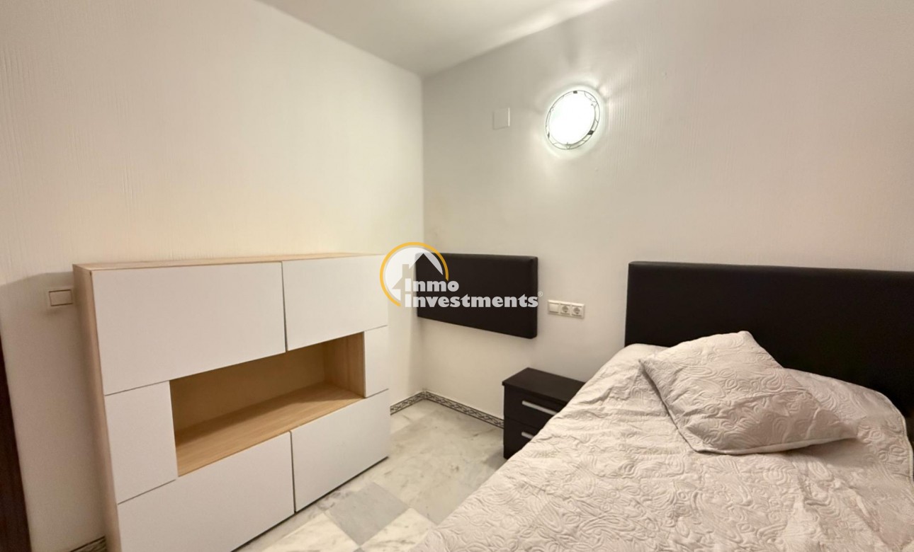 Resale - Apartment - Torrevieja - Playa de Los Locos