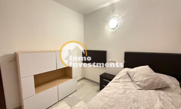 Resale - Apartment - Torrevieja - Playa de Los Locos