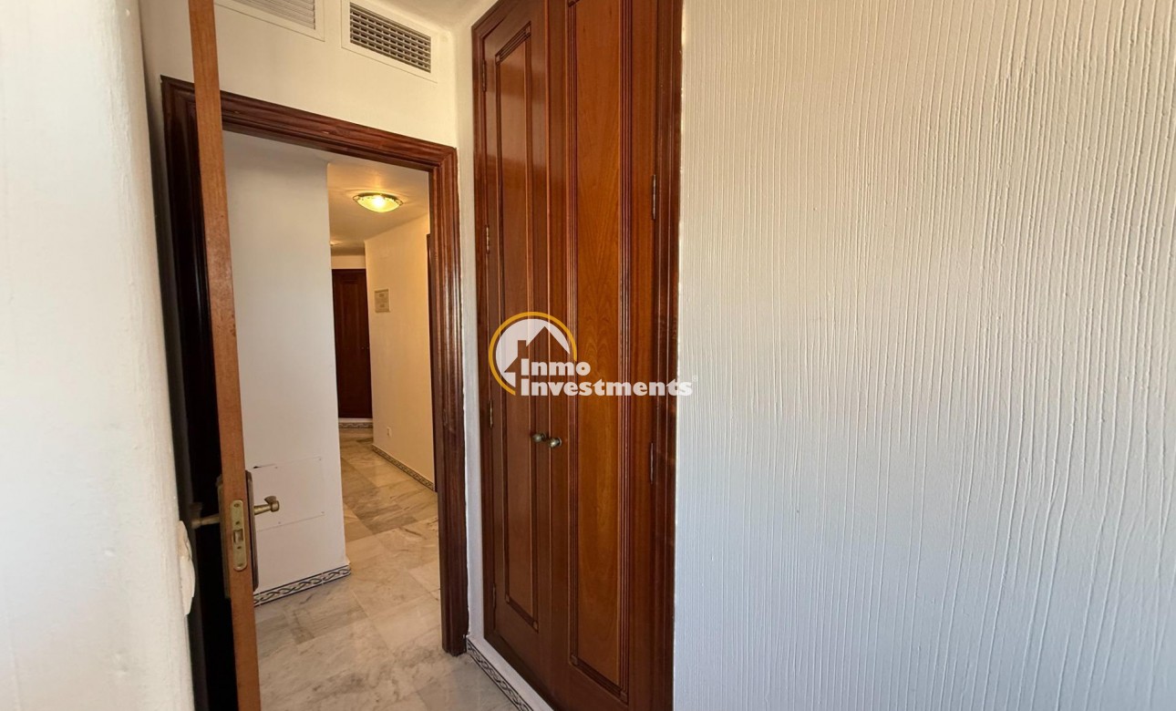 Resale - Apartment - Torrevieja - Playa de Los Locos