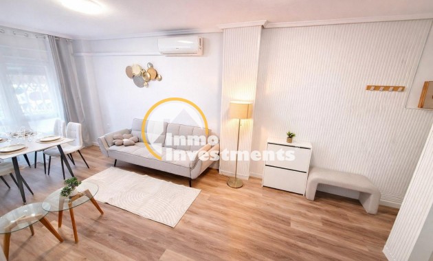 Till salu - Lägenhet - Torrevieja - Estacion de autobuses