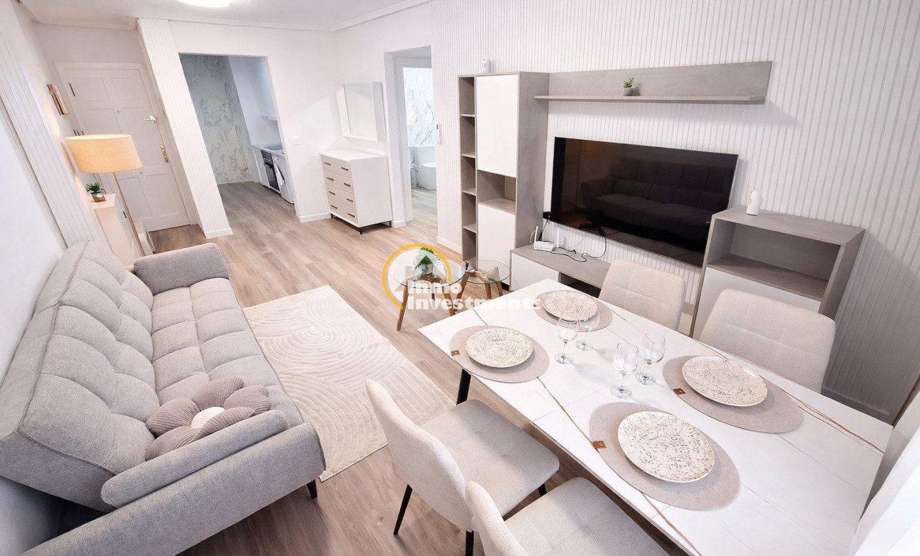 Till salu - Lägenhet - Torrevieja - Estacion de autobuses