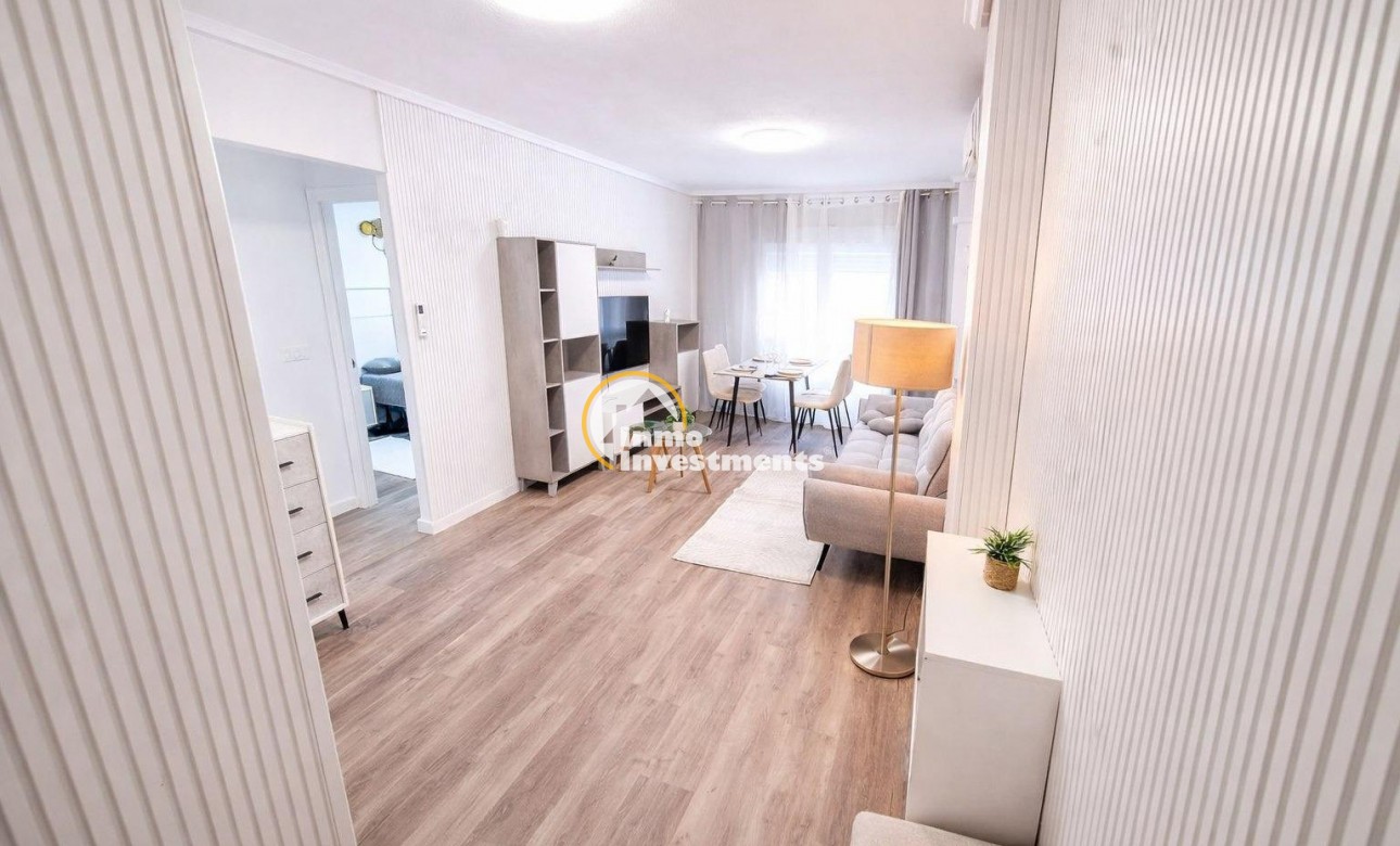 Till salu - Lägenhet - Torrevieja - Estacion de autobuses