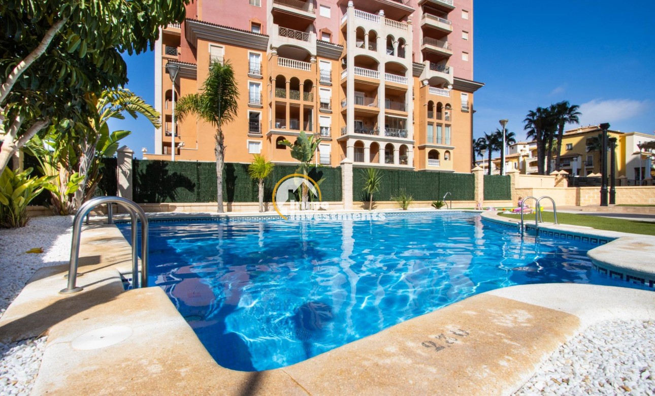 Resale - Apartment - Torrevieja - Los Frutales