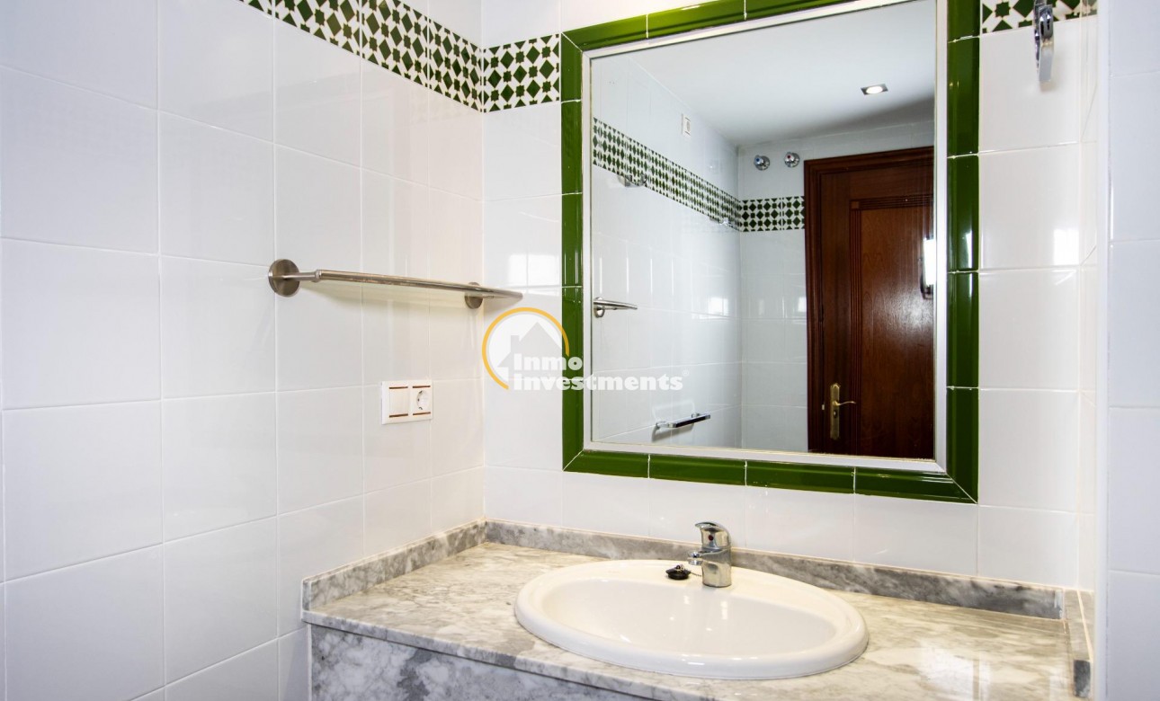 Resale - Apartment - Torrevieja - Los Frutales