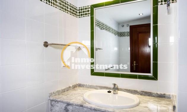 Resale - Apartment - Torrevieja - Los Frutales
