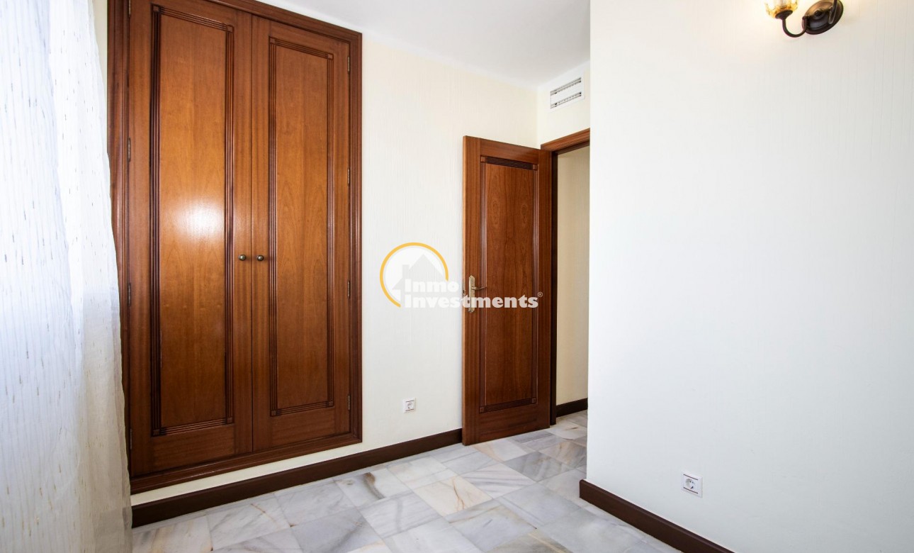 Resale - Apartment - Torrevieja - Los Frutales