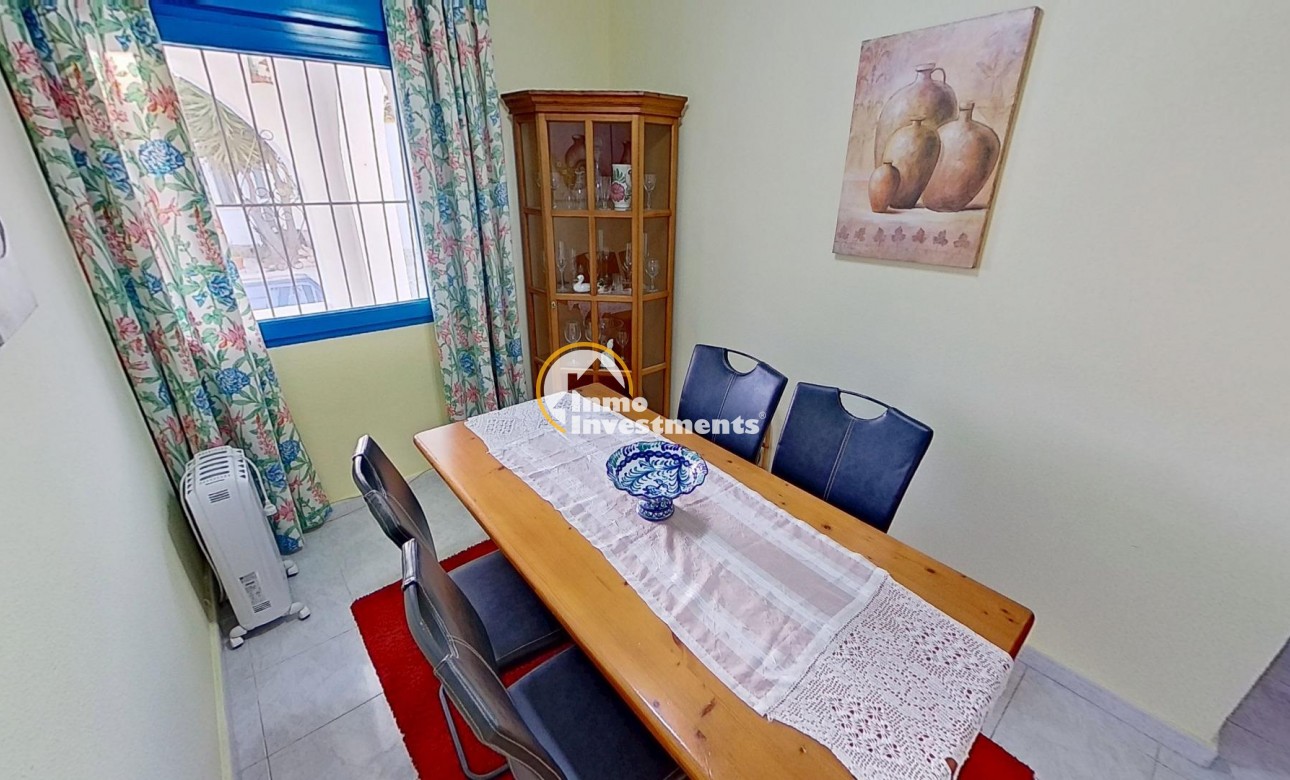 Reventa - Chalet independiente - Orihuela Costa - La Florida