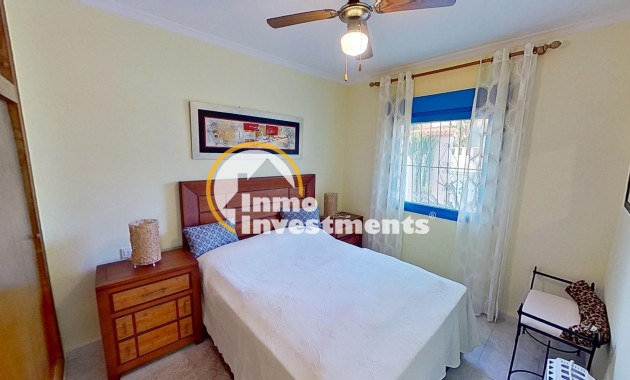 Reventa - Chalet independiente - Orihuela Costa - La Florida