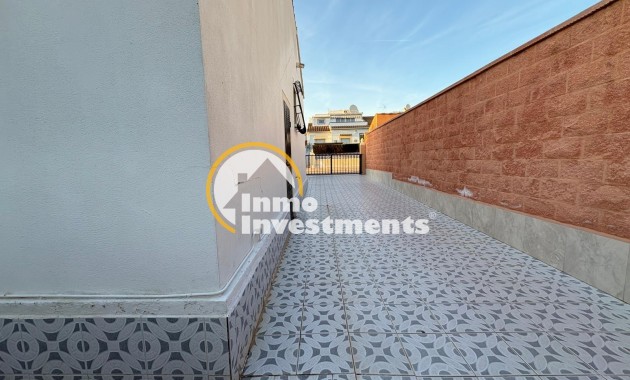 Reventa - Chalet independiente - Orihuela Costa - La Florida