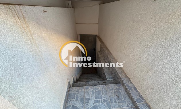 Reventa - Chalet independiente - Orihuela Costa - La Florida