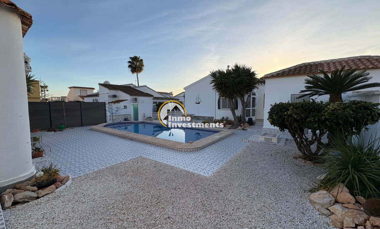 Reventa - Chalet independiente - Orihuela Costa - La Florida