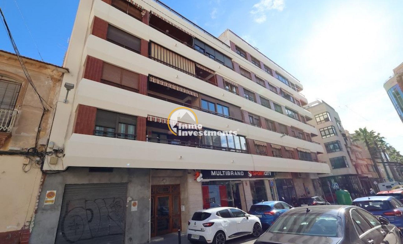 Resale - Apartment - Torrevieja - Playa del Cura