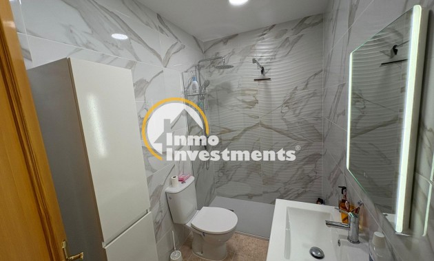Reventa - Chalet independiente - Orihuela Costa - Villamartín-Las Filipinas